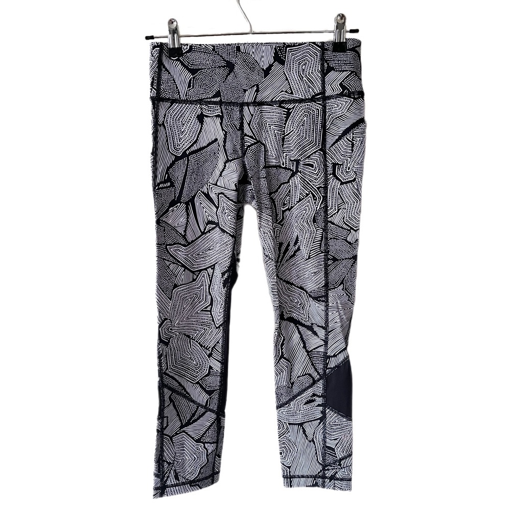 LULULEMON | Cropped Leggings | Sz 4